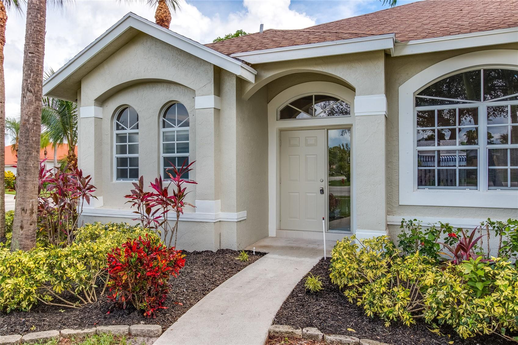 128 Nottingham Road Royal Palm Beach, FL 33411 - Photo 3 of 22 Photo 3