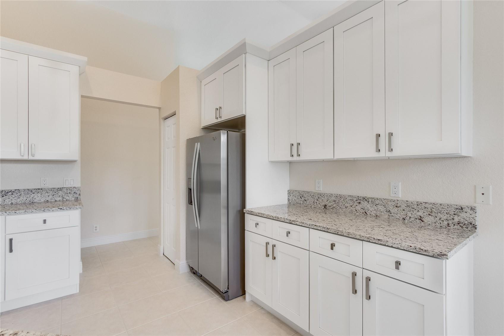 128 Nottingham Road Royal Palm Beach, FL 33411 - Photo 6 of 22 Photo 6