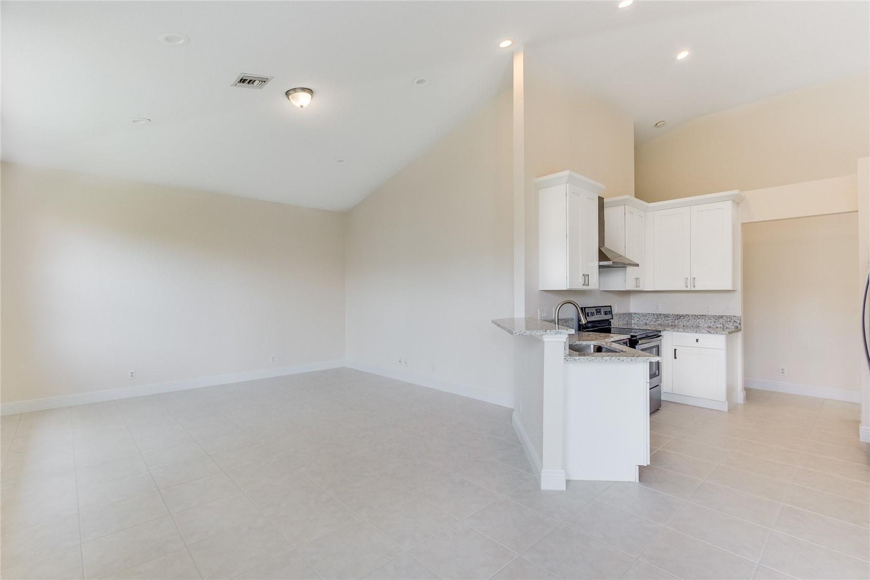 128 Nottingham Road Royal Palm Beach, FL 33411 - Photo 7 of 22 Photo 7