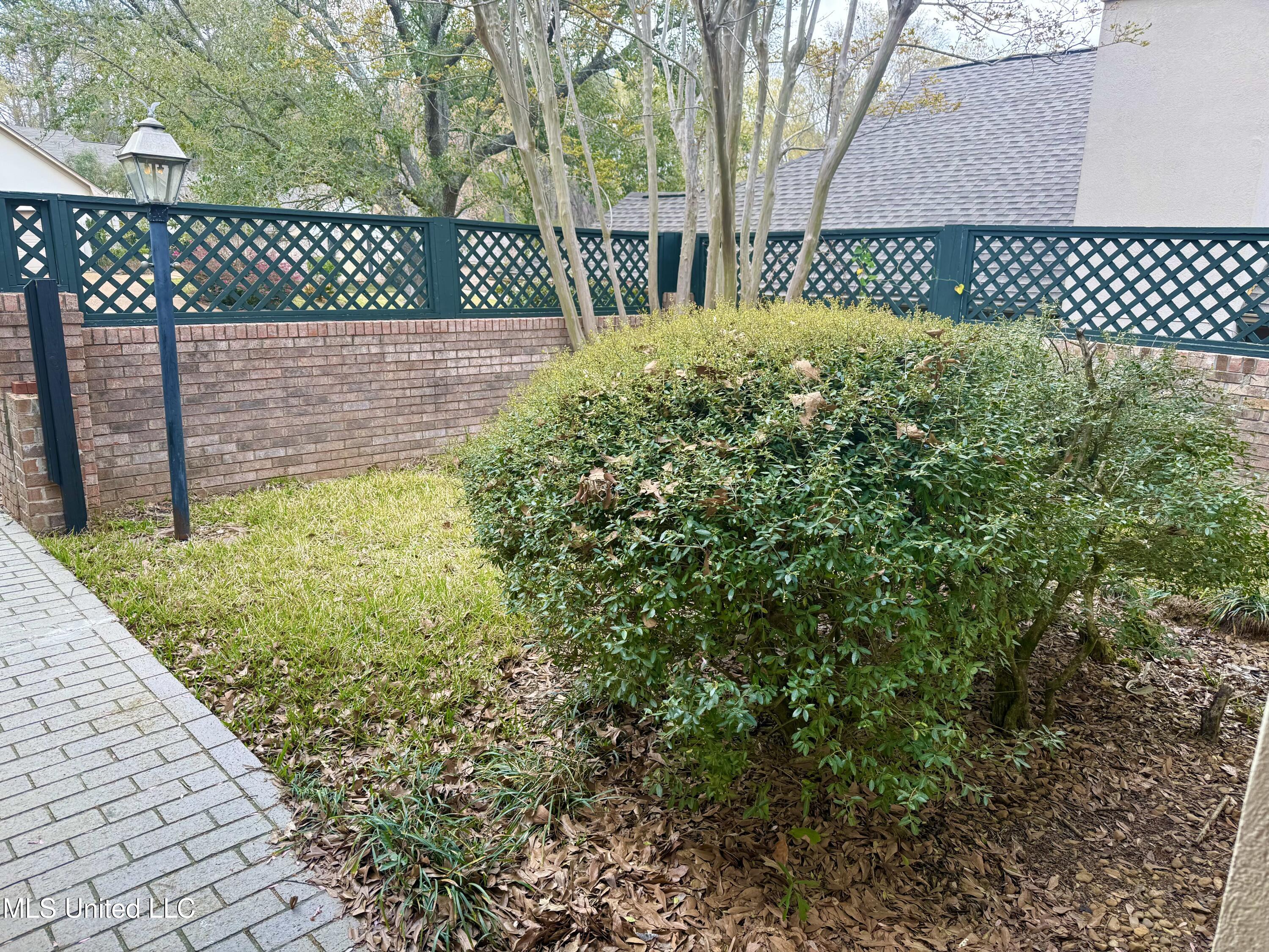 126 Mallard Pointe Drive Madison, MS 39110 - Photo 2 of 20 2