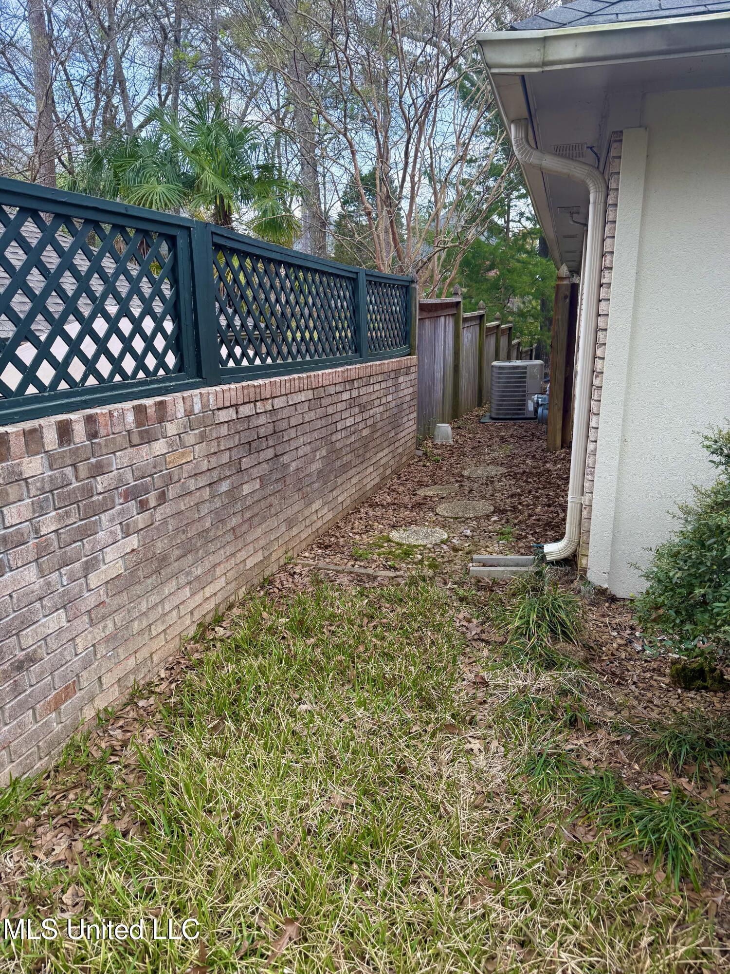 126 Mallard Pointe Drive Madison, MS 39110 - Photo 3 of 20 3