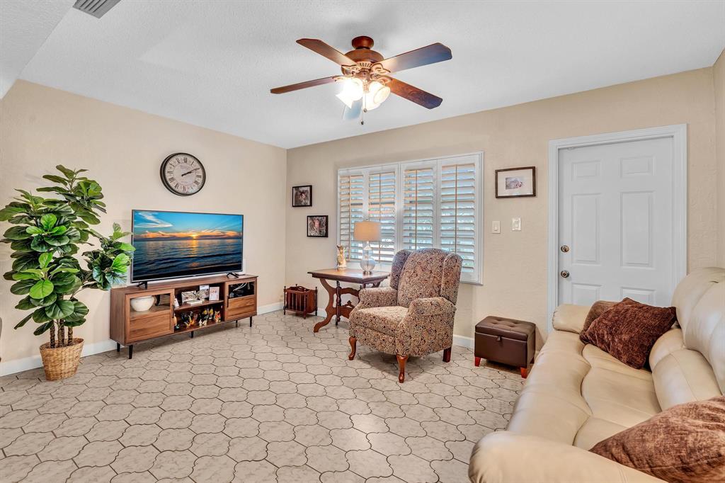 5800 Northwest 83rd Terrace Tamarac, FL 33321 - Photo 17 of 38