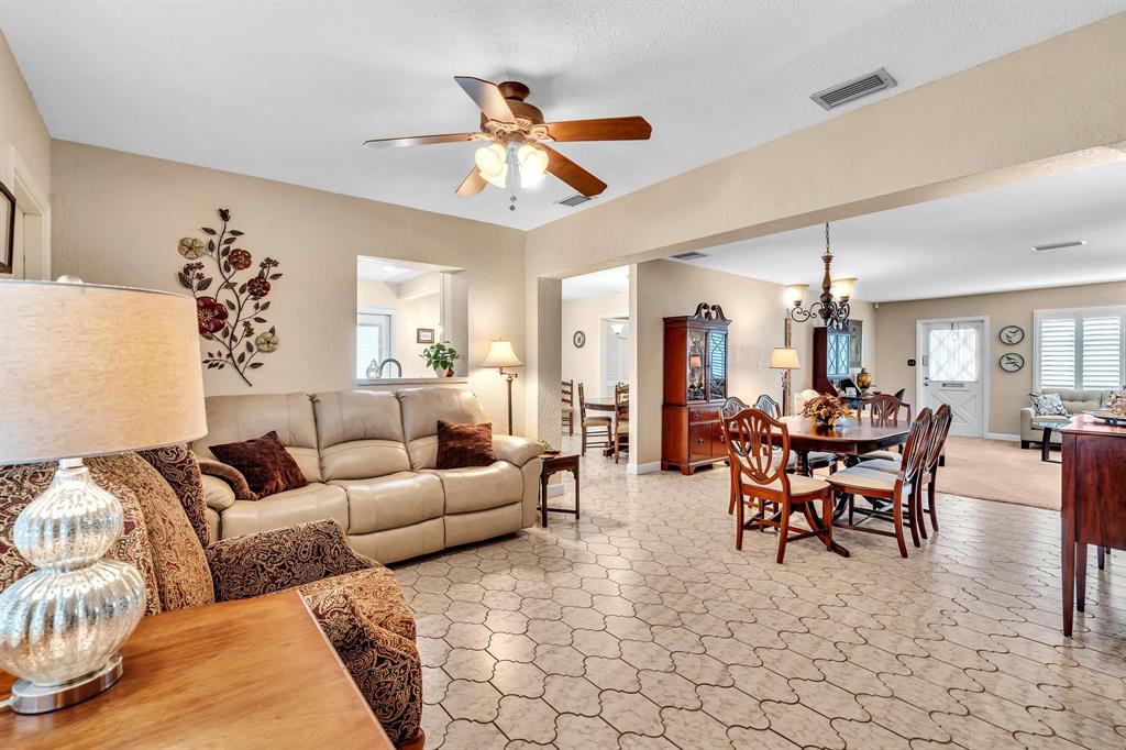 5800 Northwest 83rd Terrace Tamarac, FL 33321 - Photo 20 of 38