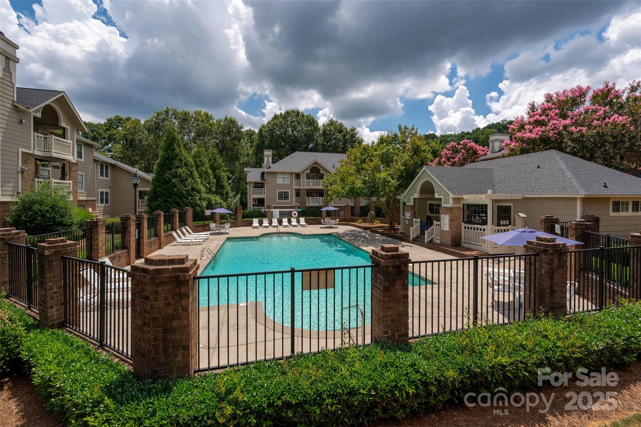 5007 Sharon Road, Unit I Charlotte, NC 28210 - Photo 20 of 26 Gallery Image 20