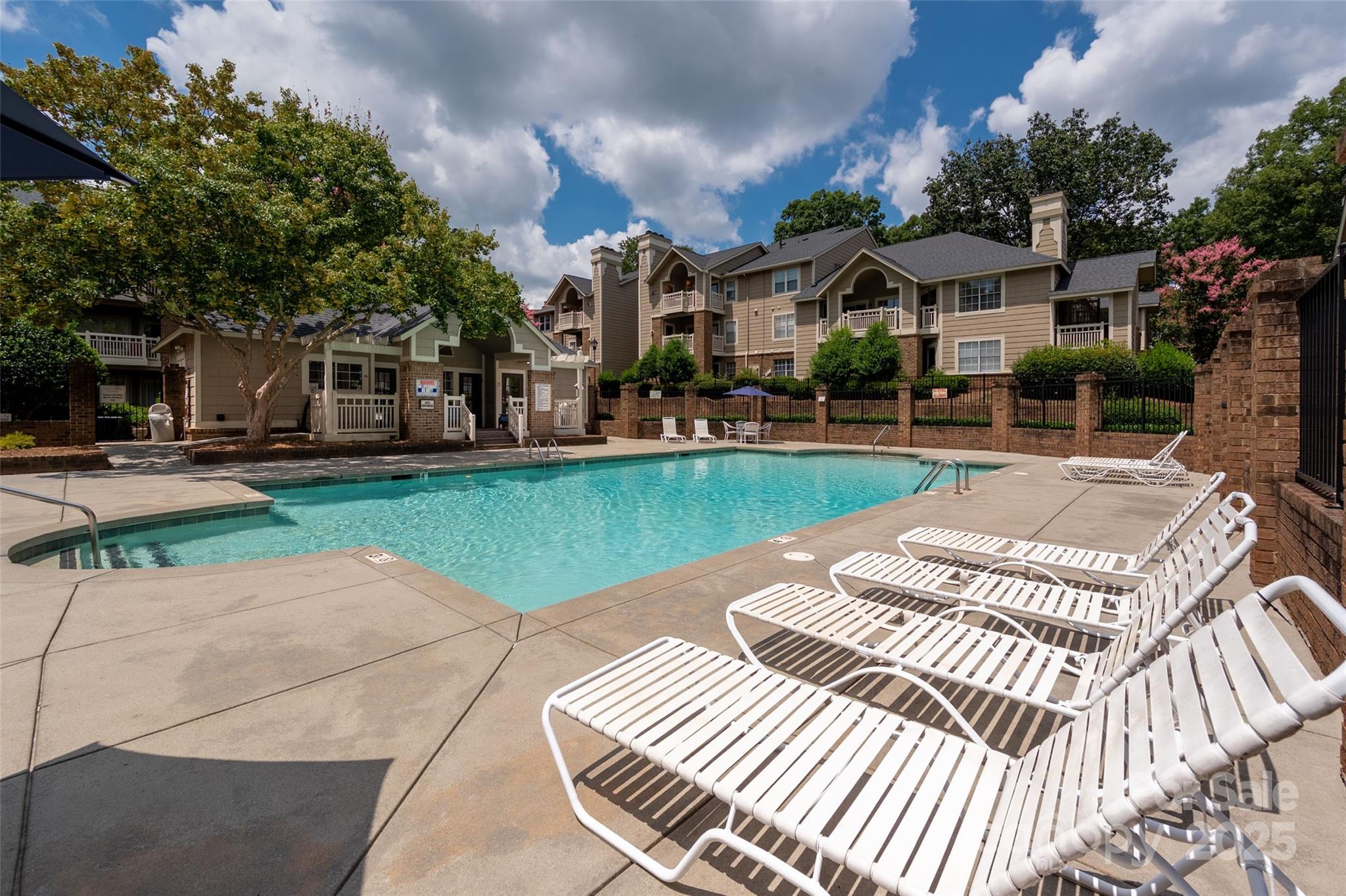 5007 Sharon Road, Unit I Charlotte, NC 28210 - Photo 21 of 26 Gallery Image 21