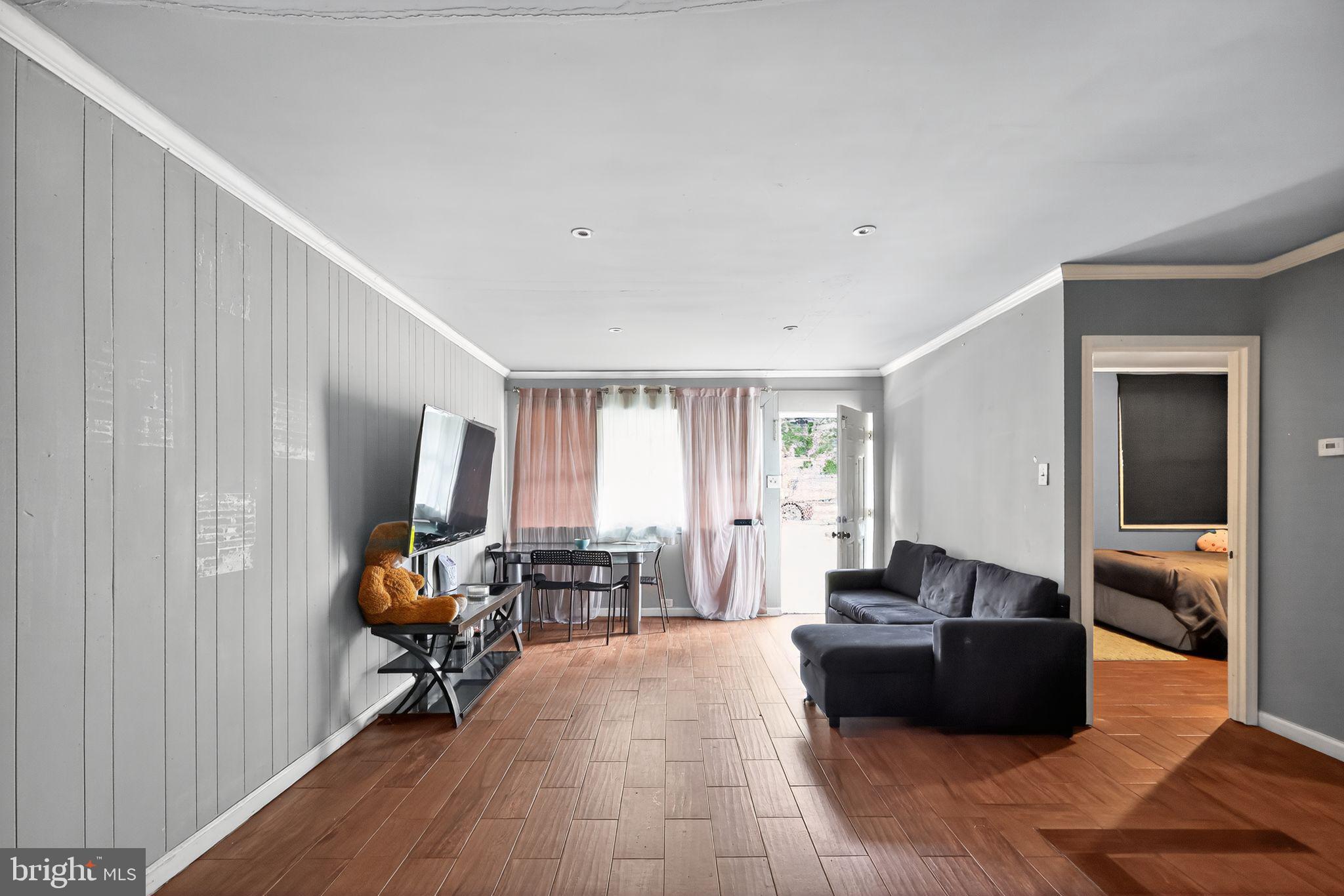 7805 Oxman Road Landover, MD 20785 - Photo 7 of 22