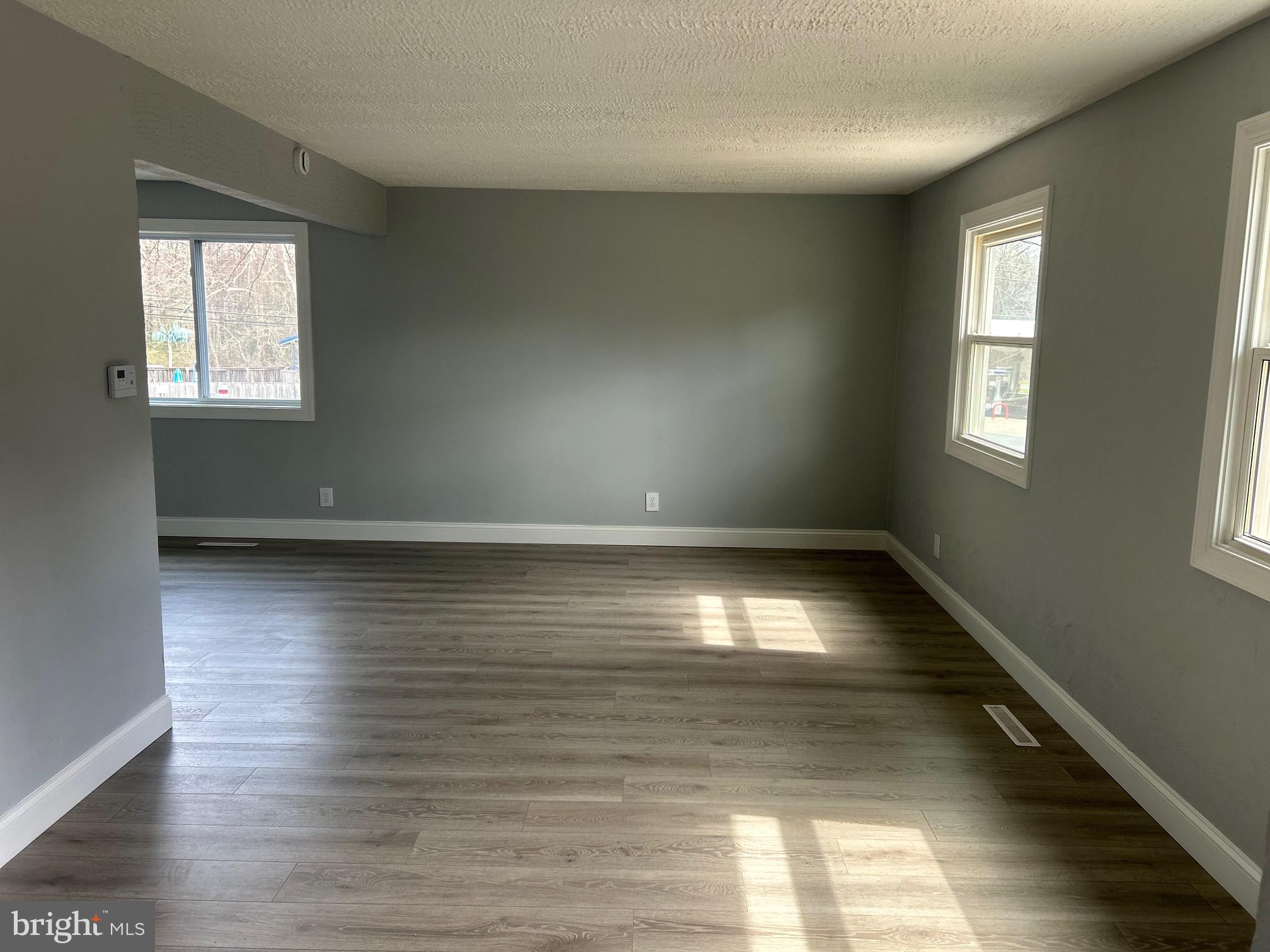 212 Sycamore Road Baltimore, MD 21226 - Photo 2 of 26