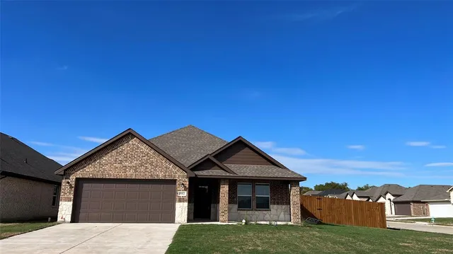 $1,900 | 602 Tippit Lane, Greenville, TX 75402