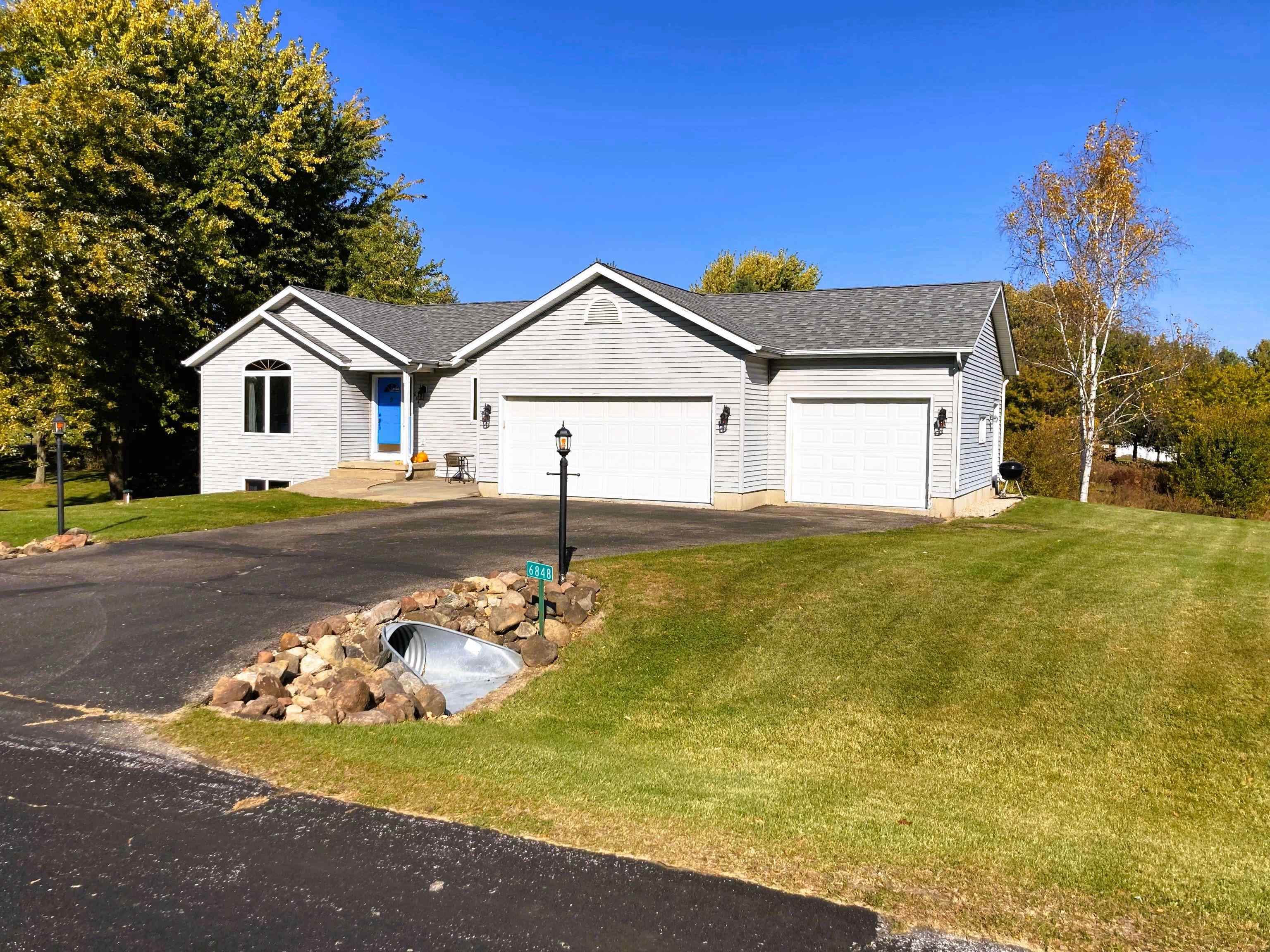 6848 Moonlight Circle Sun Prairie, WI 53590 - Photo 12 of 80