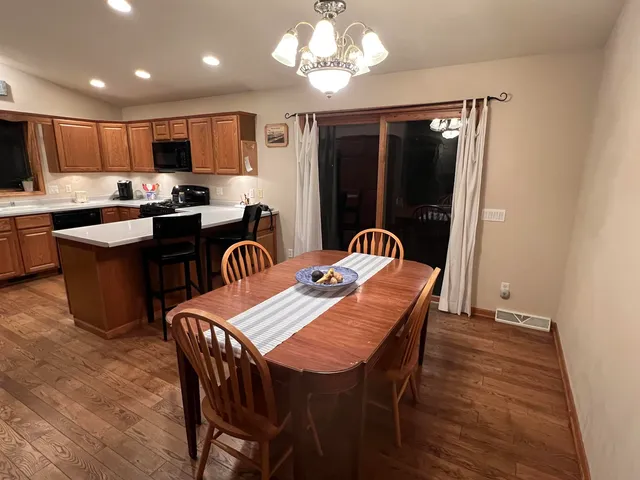 $560,000 | 6848 Moonlight Circle, Sun Prairie, WI 53590