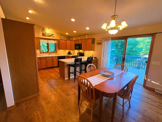 $560,000 | 6848 Moonlight Circle, Sun Prairie, WI 53590