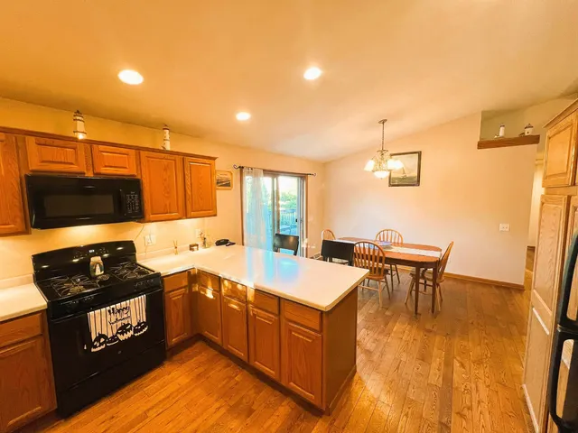 $560,000 | 6848 Moonlight Circle, Sun Prairie, WI 53590