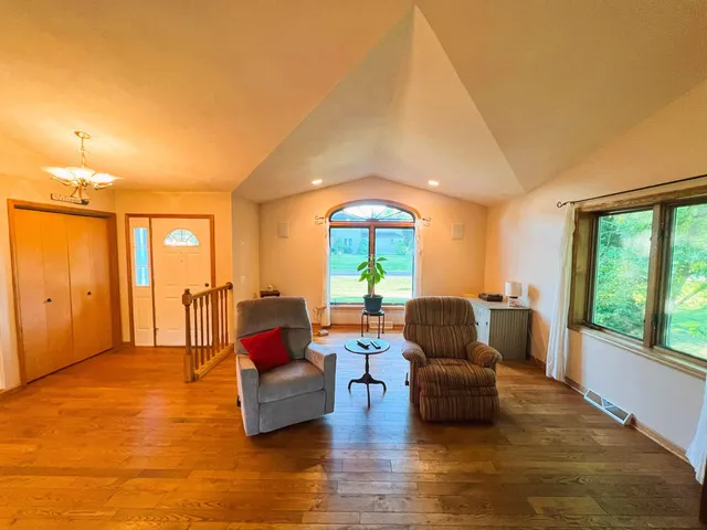 $560,000 | 6848 Moonlight Circle, Sun Prairie, WI 53590