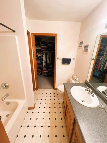 $560,000 | 6848 Moonlight Circle, Sun Prairie, WI 53590