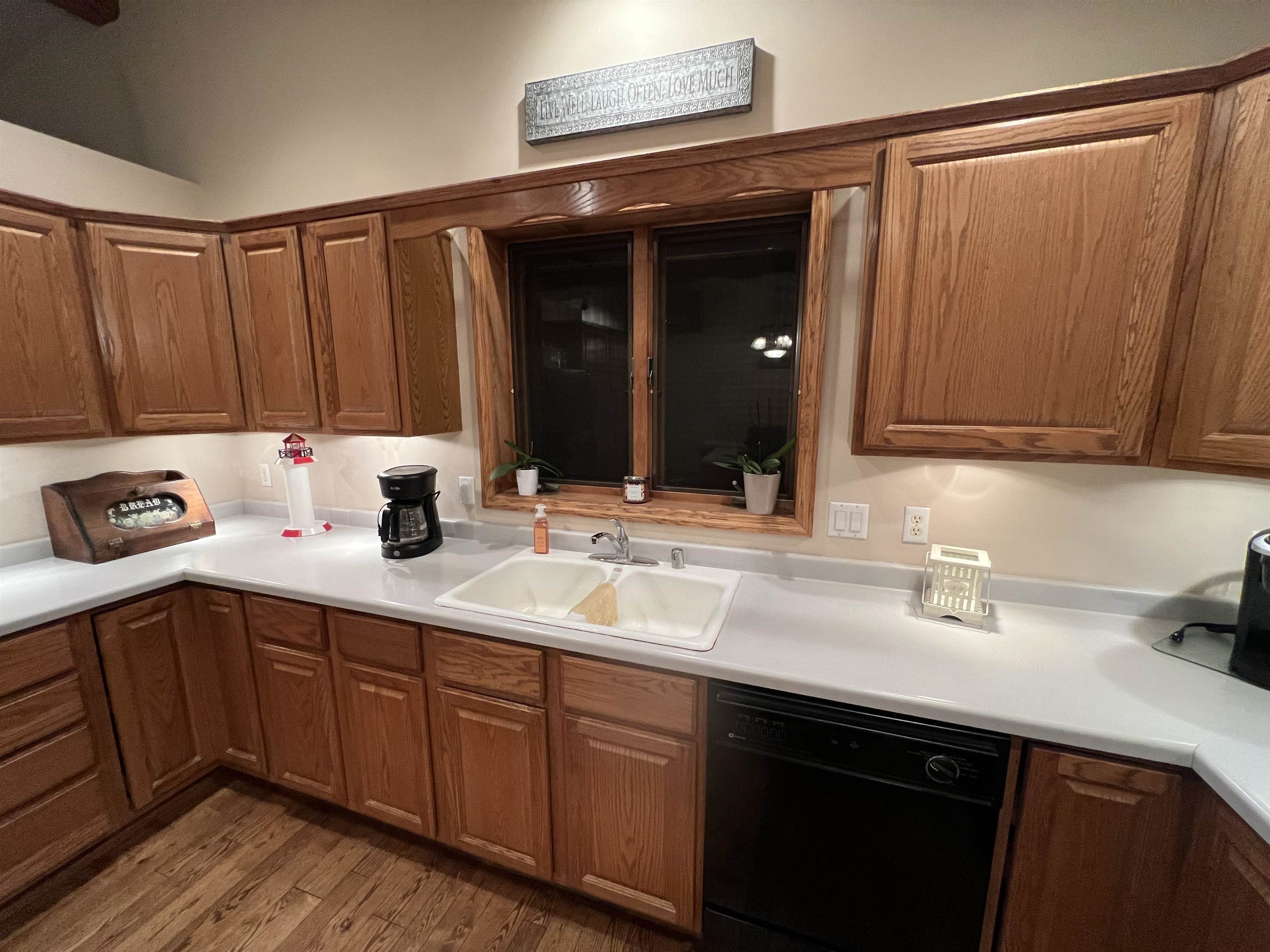 6848 Moonlight Circle Sun Prairie, WI 53590 - Photo 8 of 80