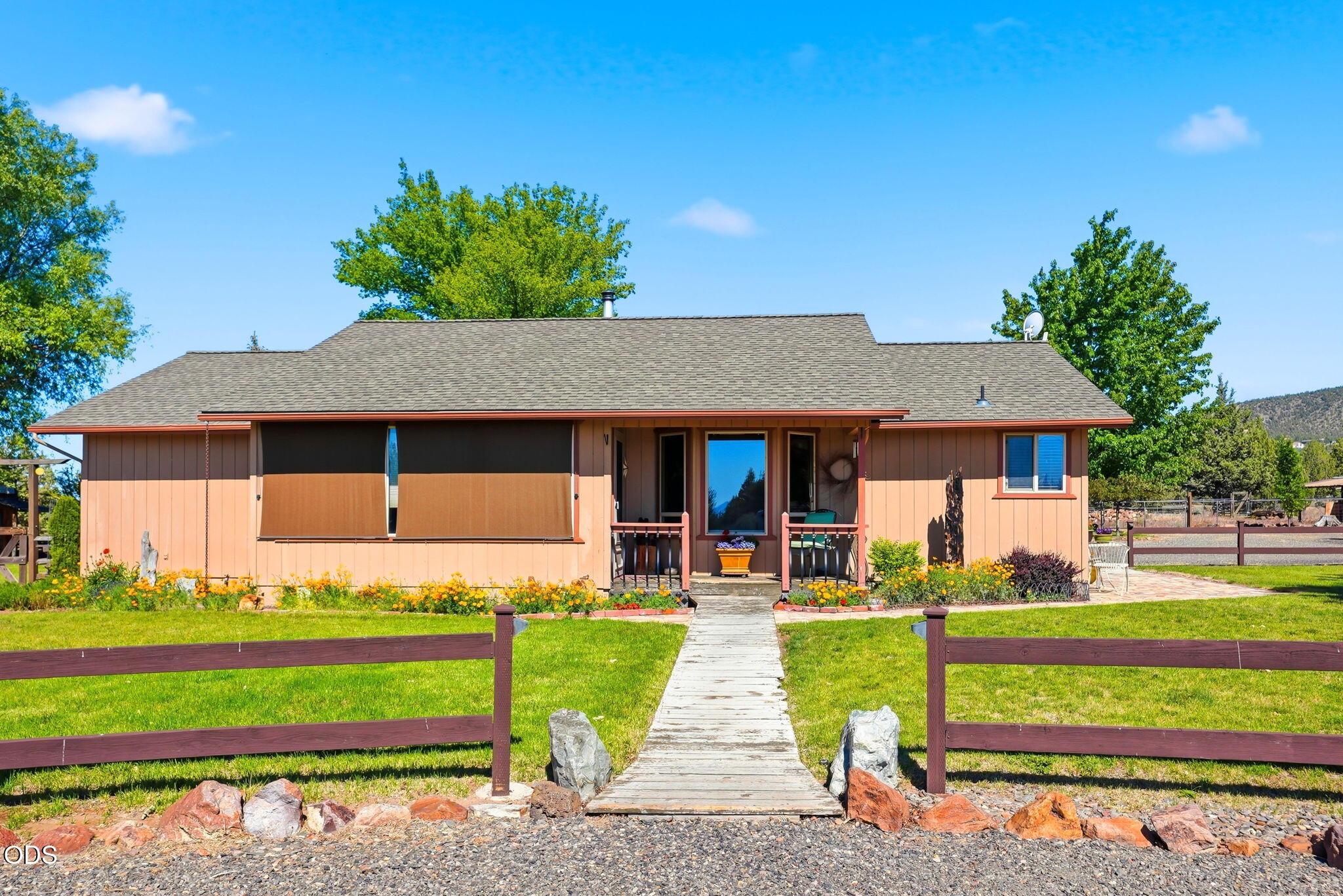 7950 Southwest Copley Road Powell Butte, OR 97753 - Photo 43 of 61