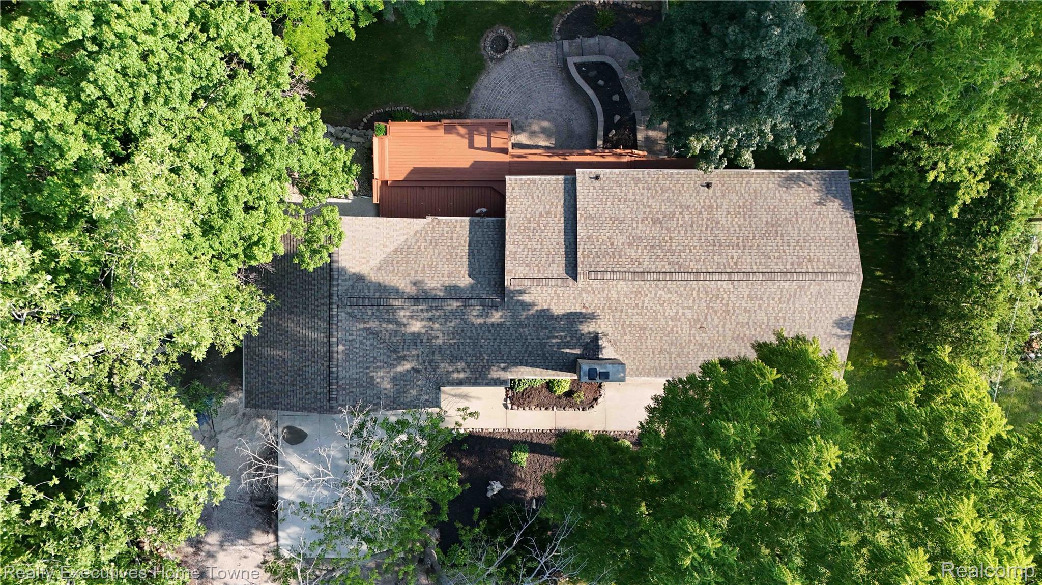 3855 North River Road Fort Gratiot, MI 48059 - Photo 38 of 44 DJI_20260730182225_0200_D.jpg