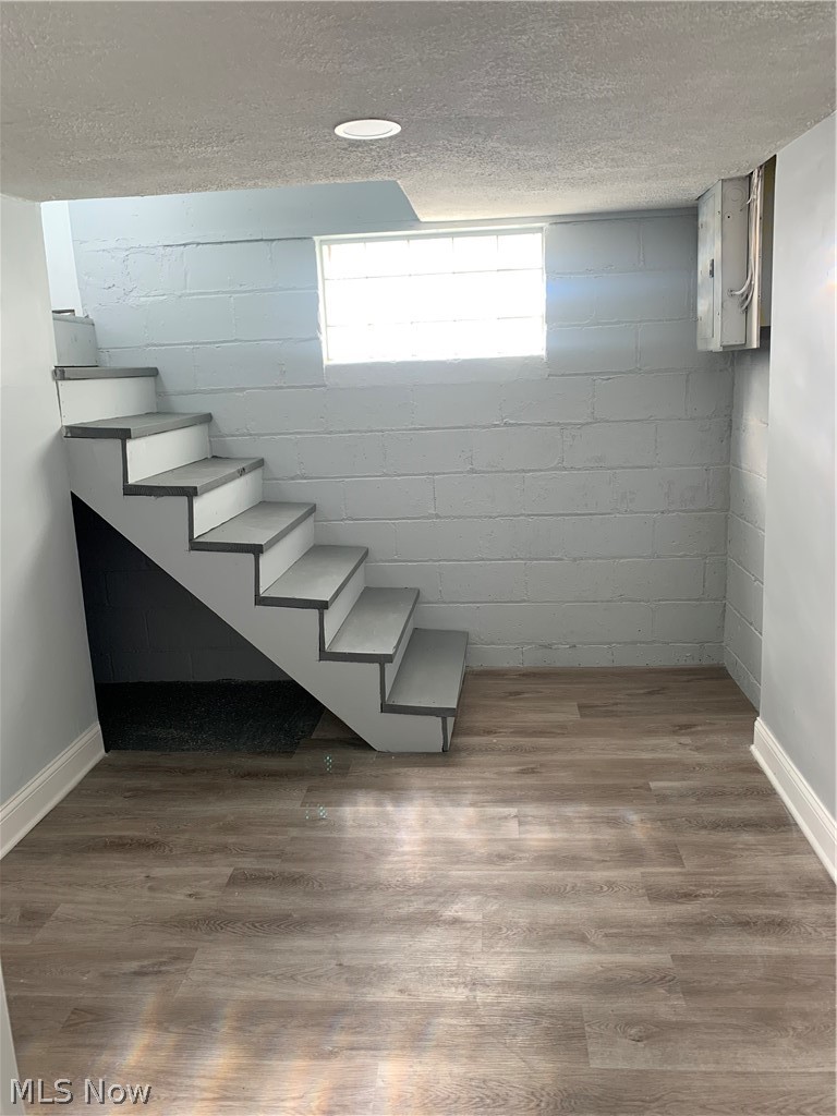8111 Spring Garden Road Cleveland, OH 44129 - Photo 21 of 29