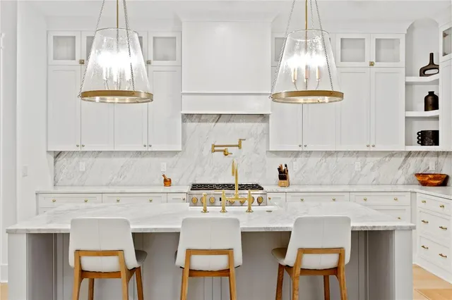 $1,485,000 | 334 11th Avenue Northeast, St. Petersburg, FL 33701