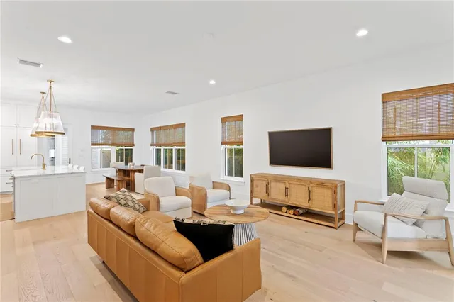 $1,485,000 | 334 11th Avenue Northeast, St. Petersburg, FL 33701