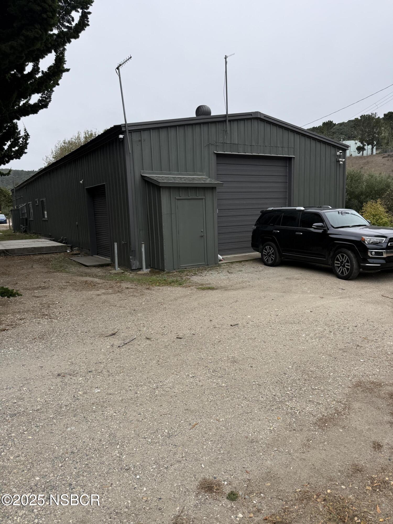 1485 San Miguelito Road Lompoc, CA 93436 - Photo 9 of 10 a front view of a house