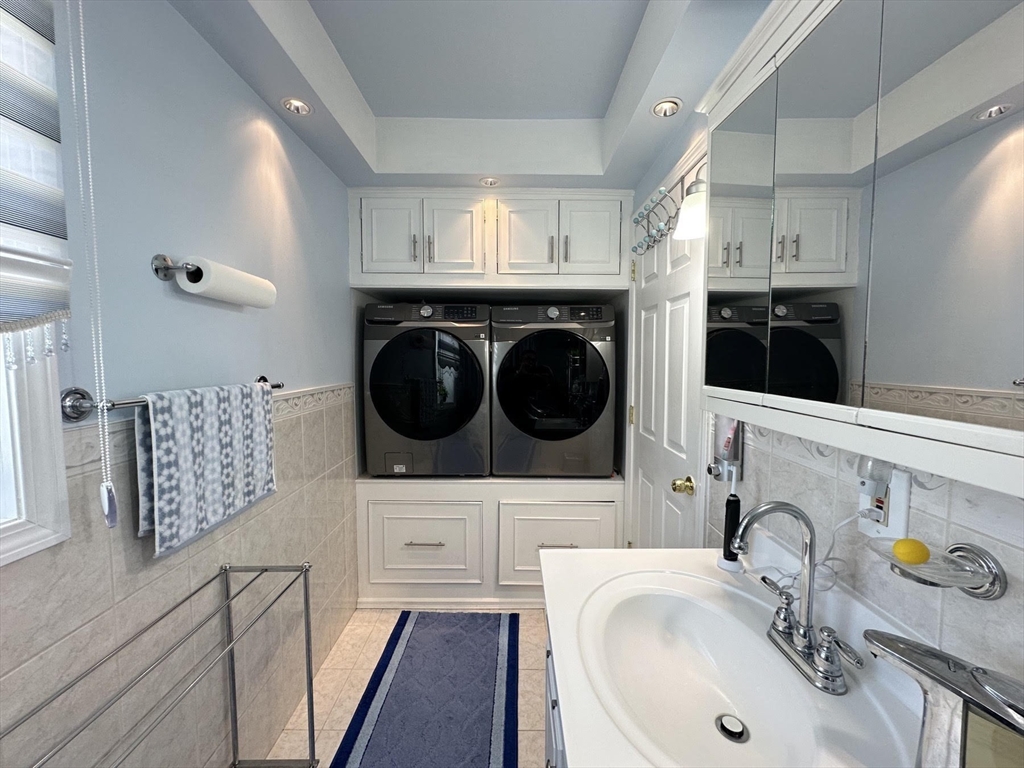 94 Baldwin Street West Springfield, MA 01089 - Photo 13 of 40 Gallery Image 13