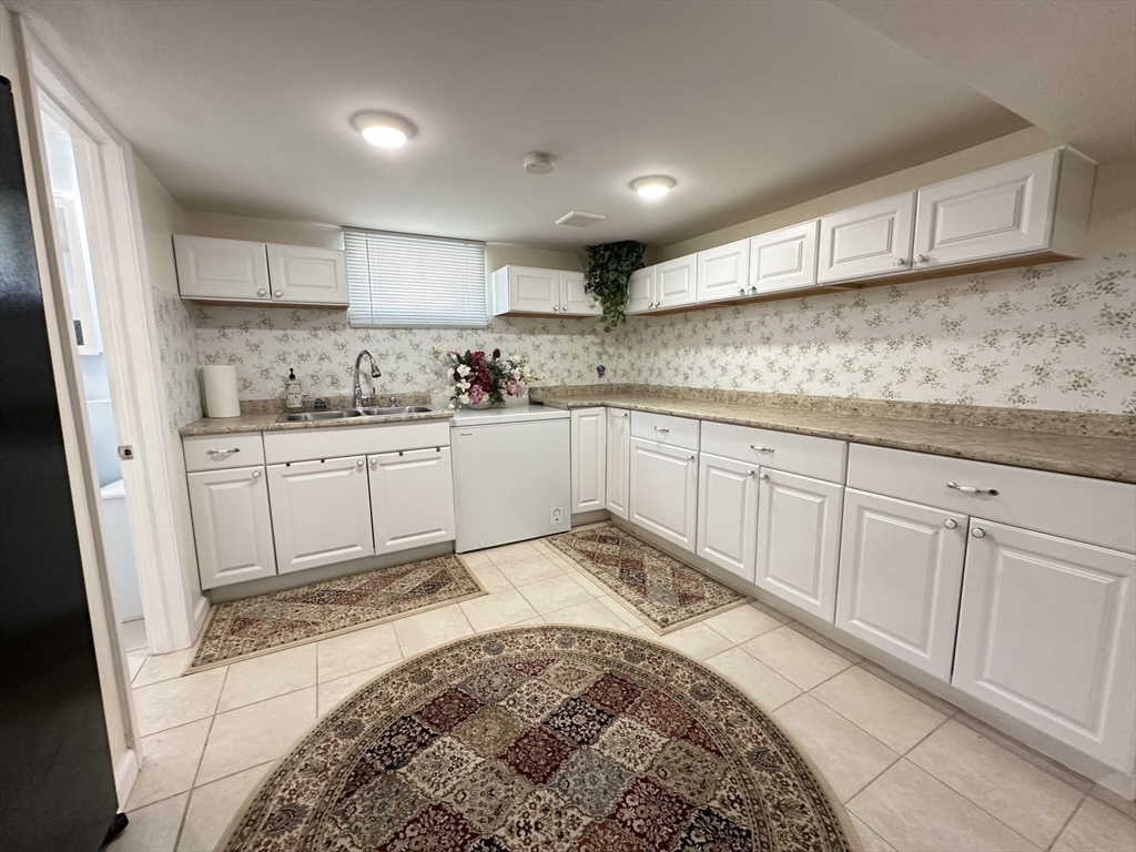 94 Baldwin Street West Springfield, MA 01089 - Photo 32 of 40 Gallery Image 32