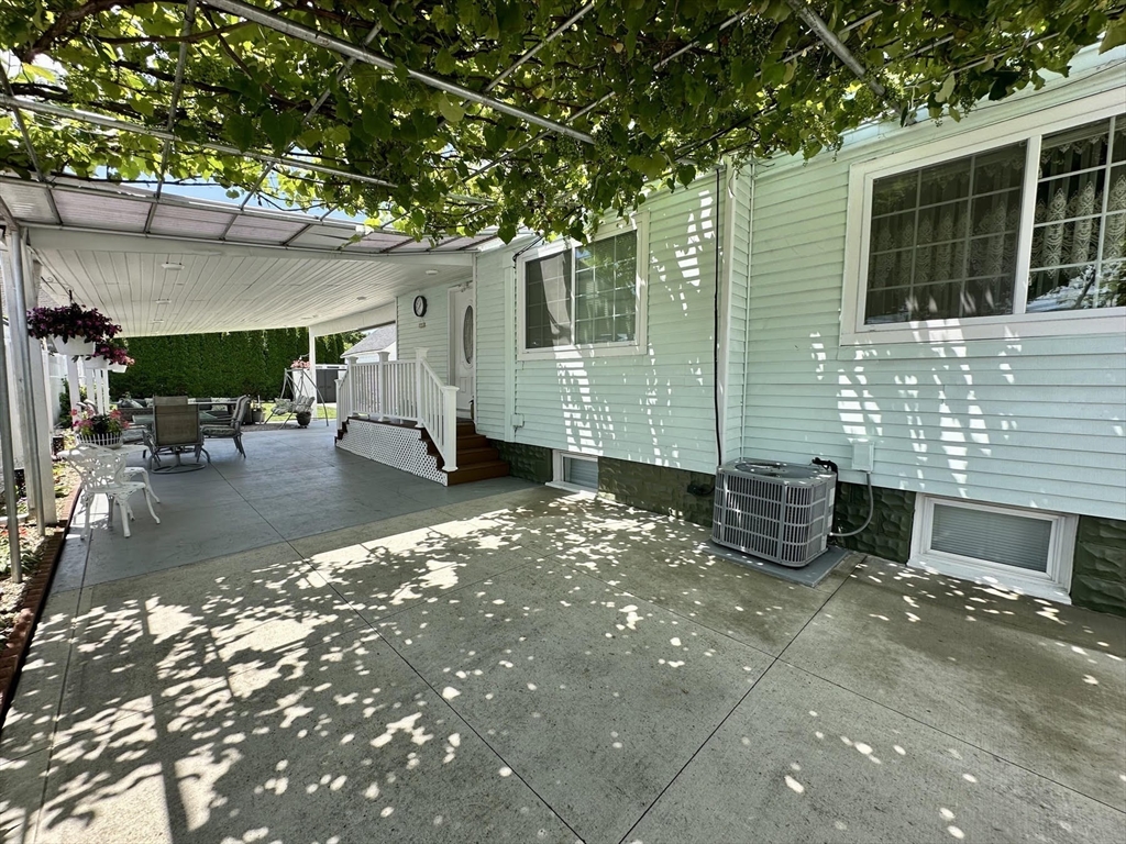 94 Baldwin Street West Springfield, MA 01089 - Photo 35 of 40 Gallery Image 35