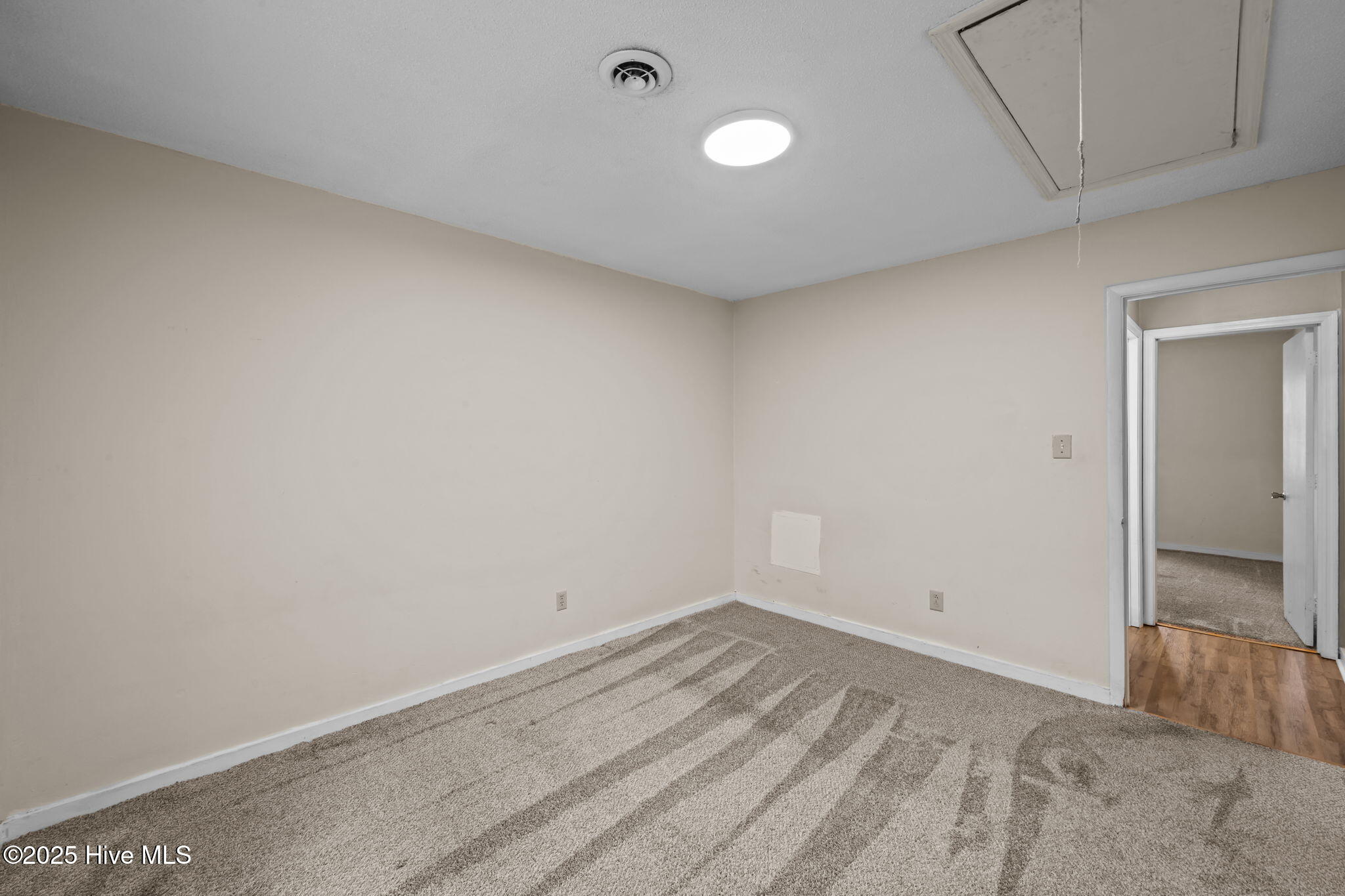 230 Cedar Ridge Lane, Unit 232 Havelock, NC 28532 - Photo 14 of 21 16-web-or-mls-0C0A7469