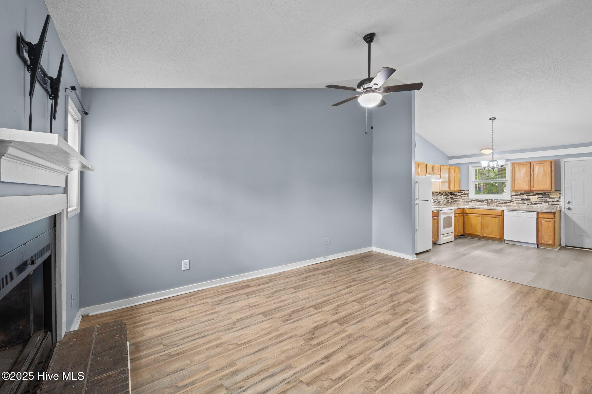 230 Cedar Ridge Lane, Unit 232 Havelock, NC 28532 - Photo 2 of 21 6-web-or-mls-0C0A7439