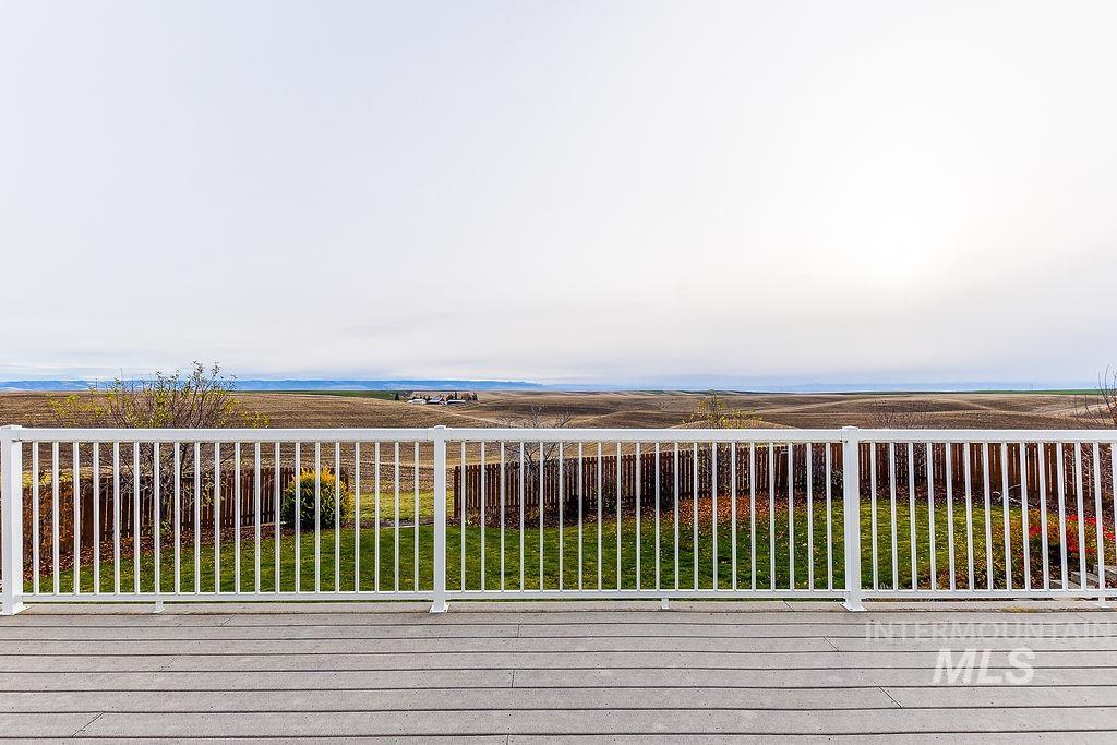 18072 Central Grd Genesee, ID 83832 - Photo 45 of 50 Water view