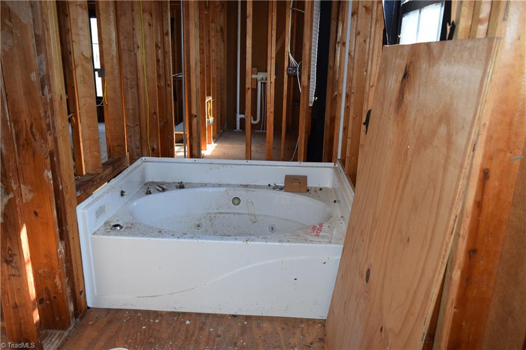 700 Lemons Road Stokesdale, NC 27357 - Photo 13 of 27 Master bath
