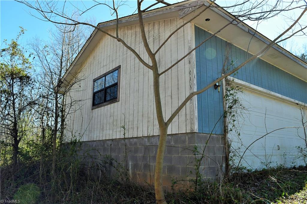 700 Lemons Road Stokesdale, NC 27357 - Photo 3 of 27 Exterior Left Side