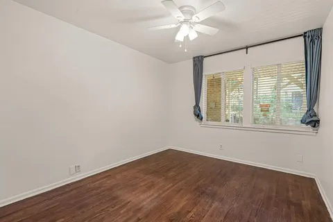 $298,000 | 4509 Donnelly Avenue, Fort Worth, TX 76107