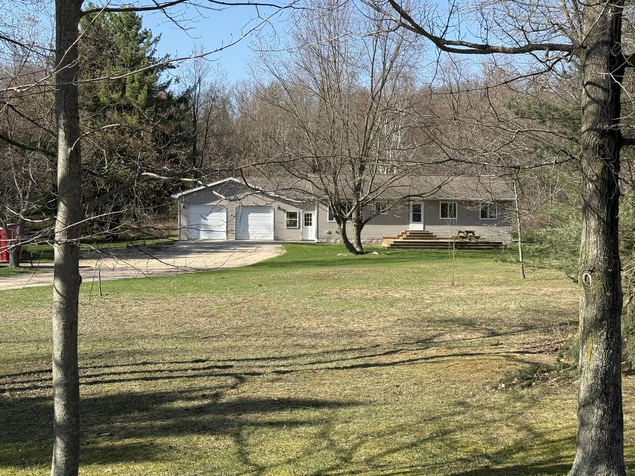 4344 7 Mile Road Remus, MI 49340 - Photo 30 of 32 30.FrontCenter (2)