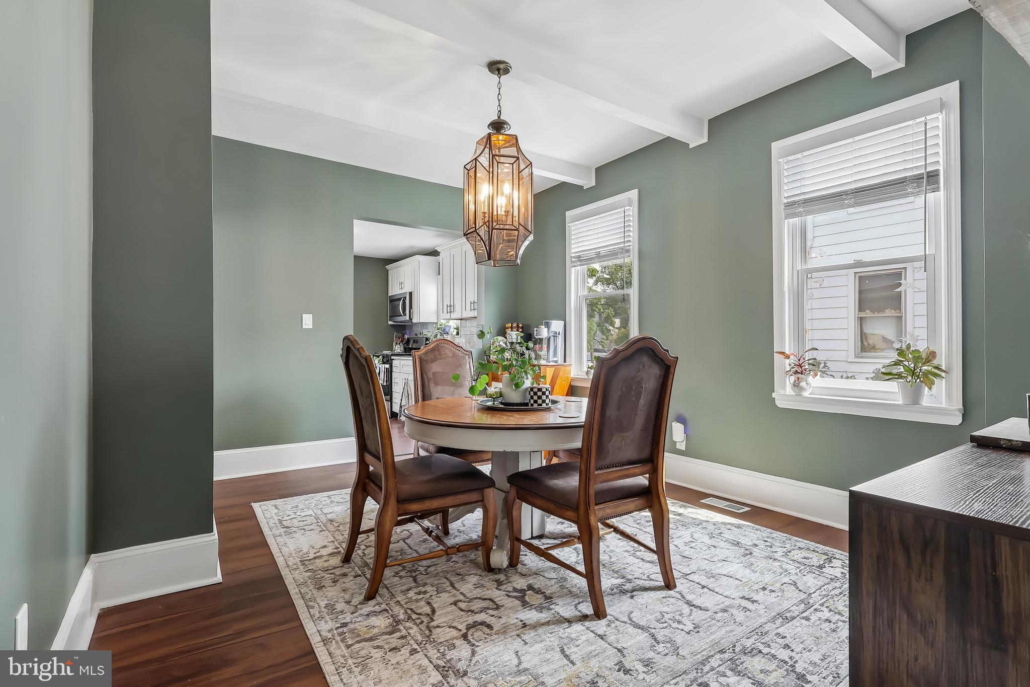 821 Salem Road Burlington, NJ 08016 - Photo 14 of 54 Dining room