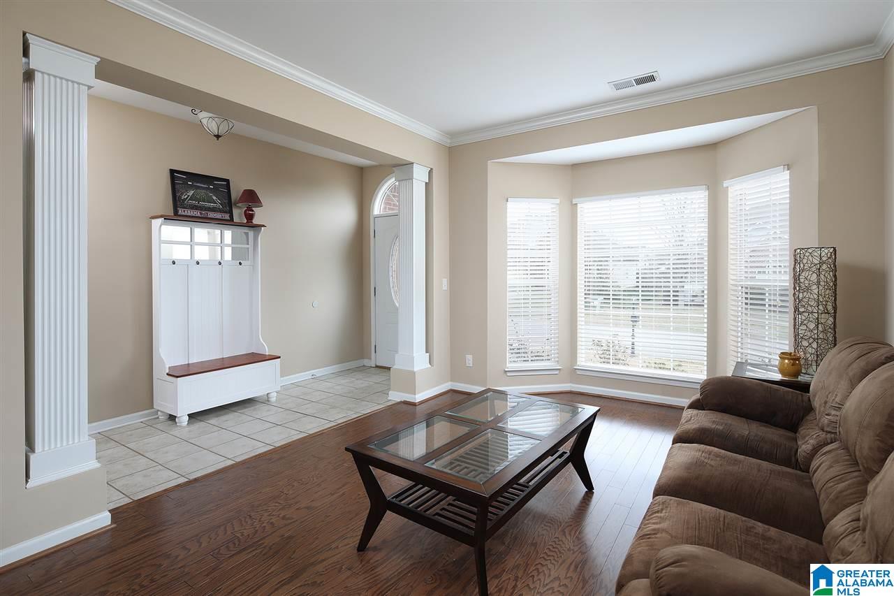 6020 Overlook Lane Bessemer, AL 35022 - Photo 3 of 35