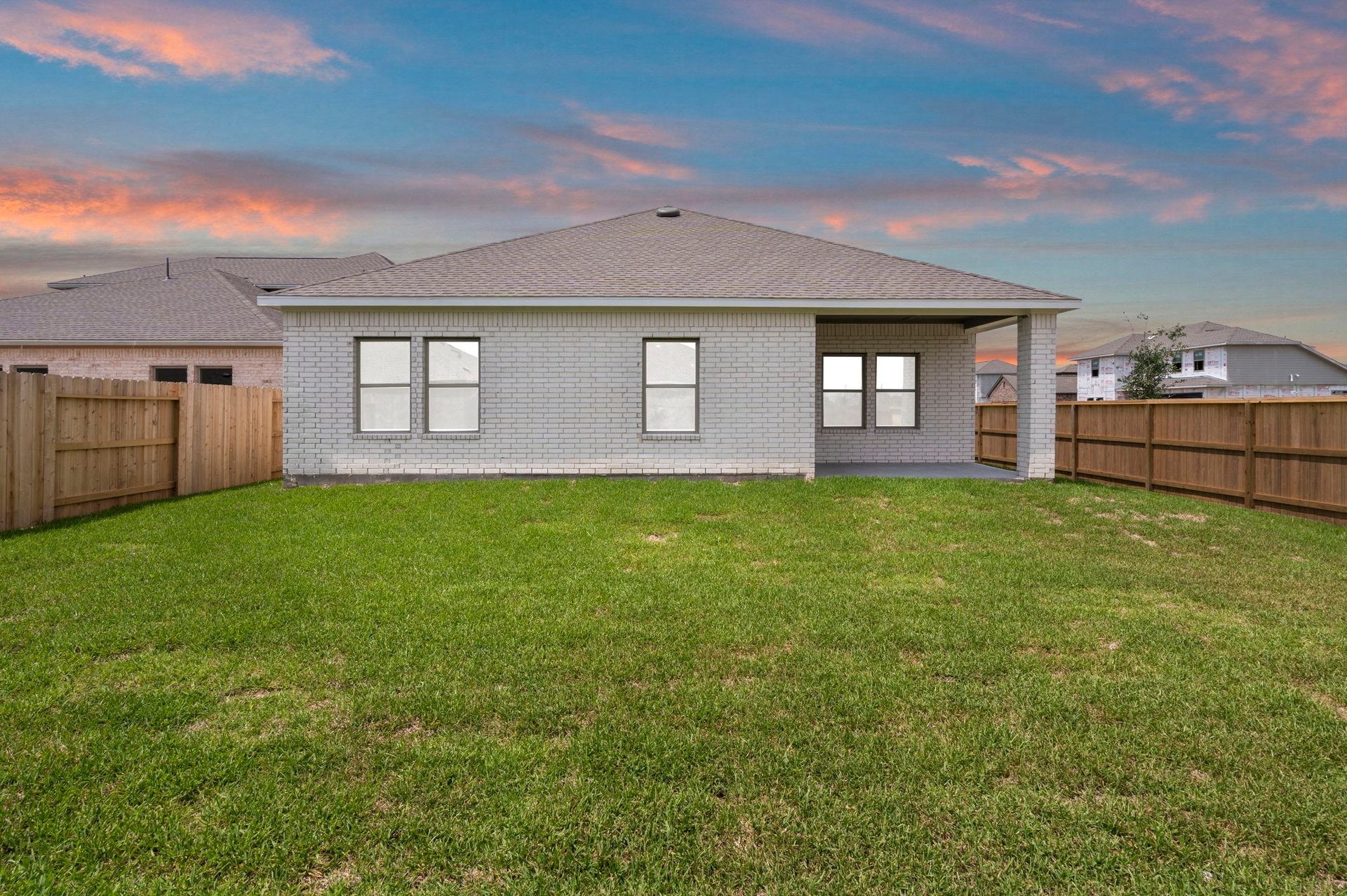 1950 Stargazer Lane Angleton, TX 77515 - Photo 22 of 34