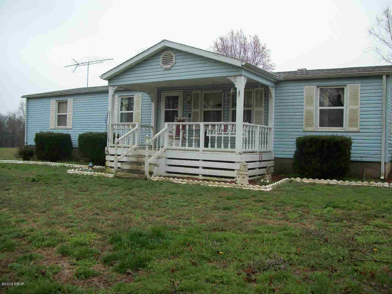 1630 Raintree Road Carrier Mills, IL 62917 - Photo 1 of 17 Gallery Image 1