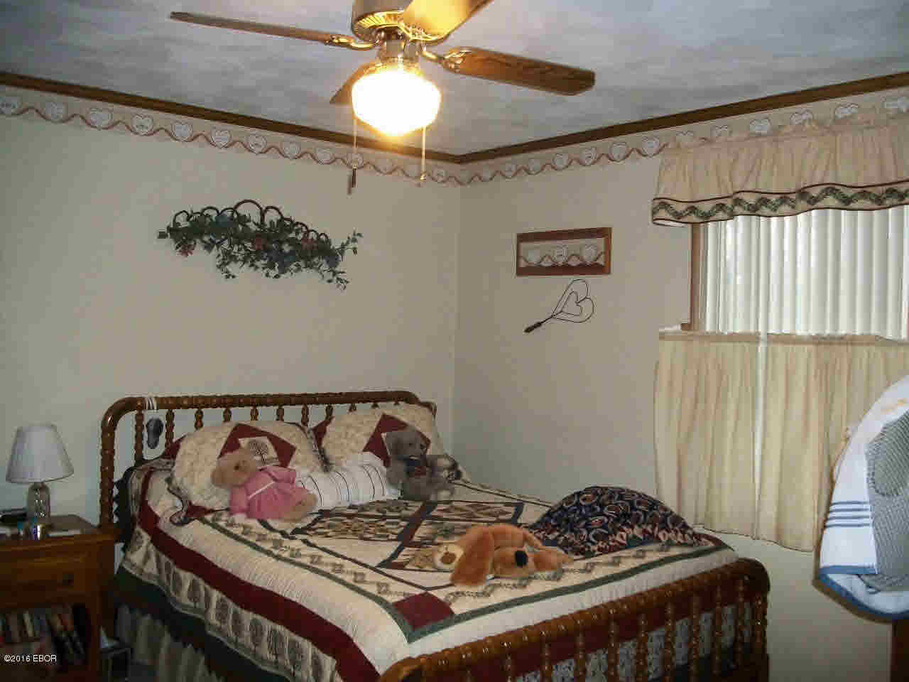1630 Raintree Road Carrier Mills, IL 62917 - Photo 12 of 17 Gallery Image 12