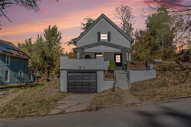 $245,000 | 1514 Lowell Avenue, Kansas City, KS 66102