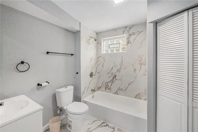 $245,000 | 1514 Lowell Avenue, Kansas City, KS 66102