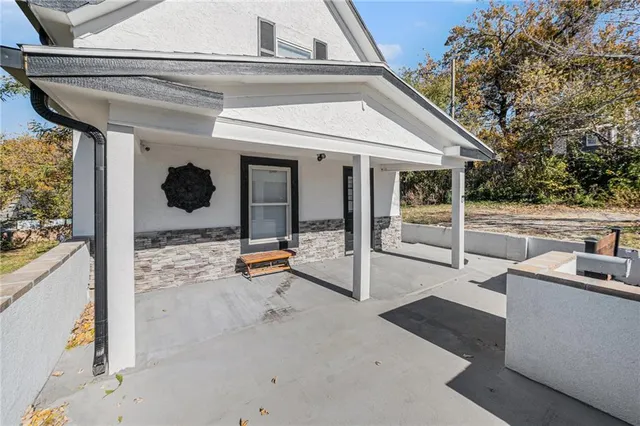 $225,000 | 1514 Lowell Avenue, Kansas City, KS 66102