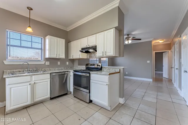 $1,395 | 1651 Clear Lake Avenue, Baton Rouge, LA 70808