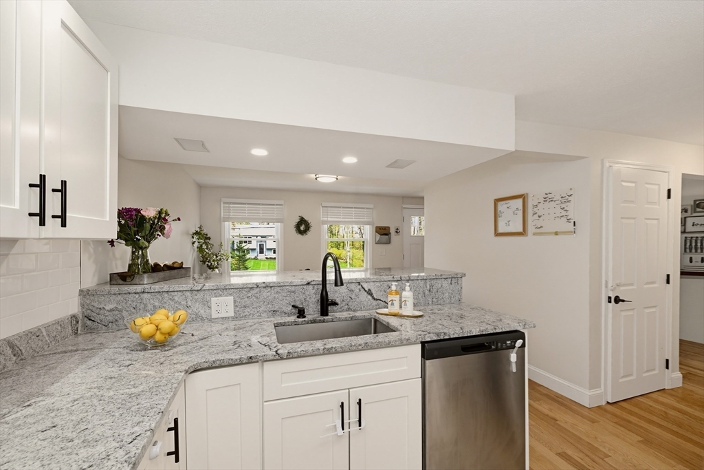 21 Emery Road Townsend, MA 01469 - Photo 11 of 35