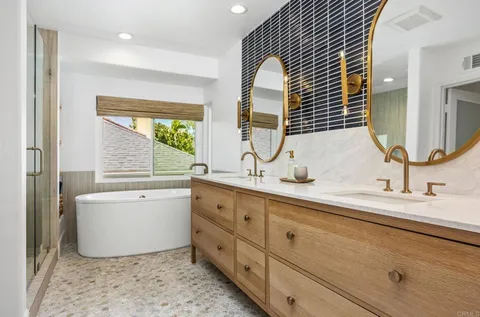 $2,995,000 | 2273 Wales Drive, Cardiff-by-the-Sea, CA 92007
