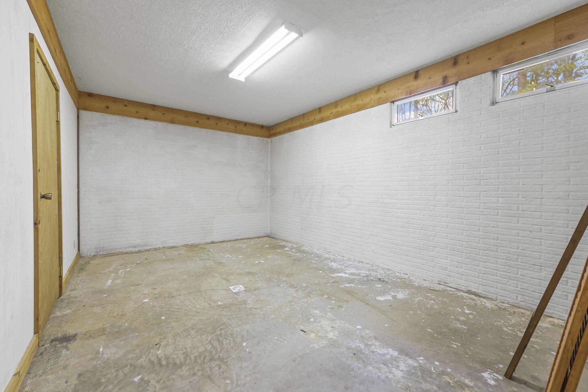 30901 Chestnut Ridge Road Danville, OH 43014 - Photo 53 of 70 Lower Level Bonus Room