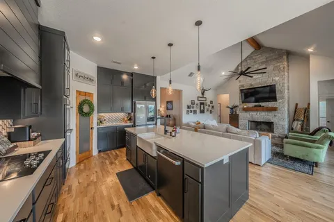 $815,000 | 505 North Saddle Horn Court, Weatherford, TX 76087