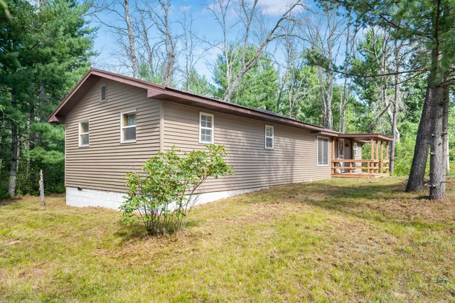 $127,900 | 8739 South Newbern Avenue, Baldwin, MI 49304