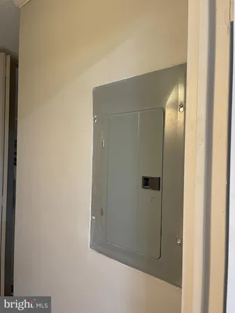 $2,750 | 1001 City Avenue, Unit E1107, Wynnewood, PA 19096